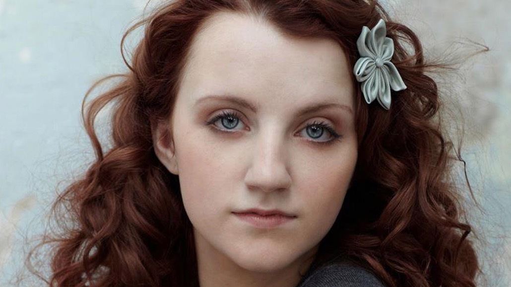 evanna-lynch-wallpaper 157331-1920x1080